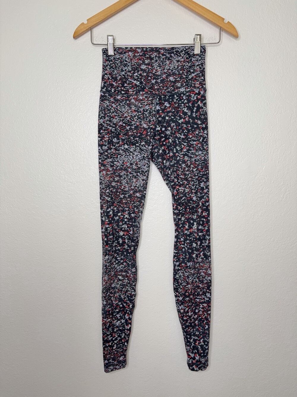 Lululemon Wunder Under High Rise Legging in Water Blossom Multi Size 4 Luxtreme